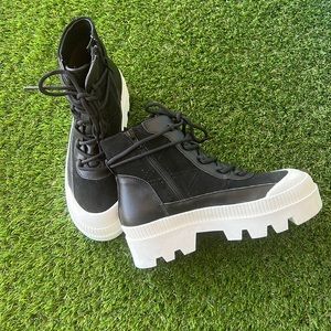 Gianni Bini Seude Leather Boots